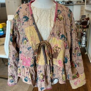 Magnolia Pearl Lise Lotte Piano Shawl